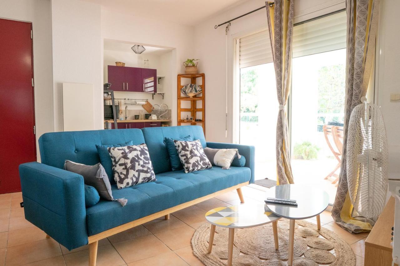 L'Ile Au Paon - Appartement T2 Avec Piscine Et Parking Les Abymes Dış mekan fotoğraf